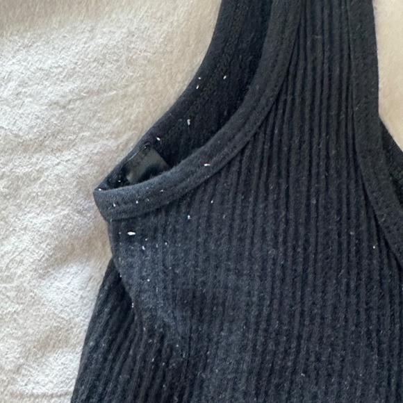 Urban Outfitters Ribbed Black Crop Top - Picture 4 of 4